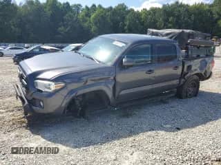 2017 Toyota Tacoma SR5 with VIN 5TFCZ5AN7HX114395, listed as a Copart auction lot 68452425 with 117,512 mi miles and Salvage title. Bid and sale history available at DreamBid. Image 1.