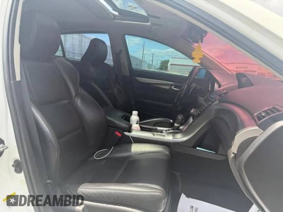 2010 Acura TL Technology с VIN 19UUA9F56AA009661, выставлен на аукционе Copart как лот 58047035 с пробегом 136 865 миль миль и Чистый • Clean title. История ставок и продаж доступна на DreamBid. Изображение 5.