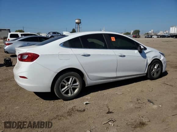 2018 Chevrolet Cruze LT with VIN 1G1BE5SM6J7157203, listed as a Copart auction lot 84371575 with 152,314 mi miles and Salvage title. Bid and sale history available at DreamBid. Image 3.
