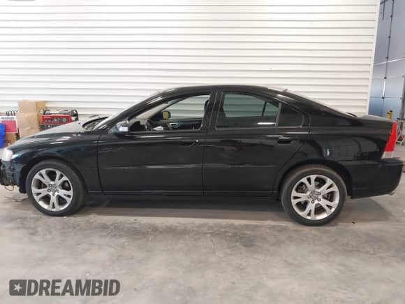 2009 Volvo S60 2.5T с VIN YV1RH592492733570, выставлен на аукционе IAAI как лот 43129477 с пробегом 122 310 миль миль и . История ставок и продаж доступна на DreamBid. Изображение 15.