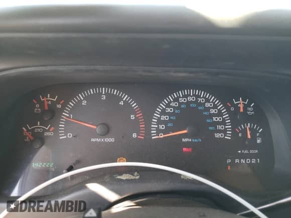 1999 Dodge Dakota SLT z VIN 1B7GG22Y0XS235487, wystawiony jako Copart lot #67135275 z przebiegiem 142 222 mil mil oraz Czysty tytuł • Clean title. Historia ofert i sprzedaży dostępna na DreamBid. Obrazek 9.