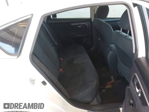 2015 Nissan Altima S z VIN 1N4AL3AP9FC210974, wystawiony jako IAAI lot #43295695 z przebiegiem 261 816 mil mil oraz . Historia ofert i sprzedaży dostępna na DreamBid. Obrazek 8.