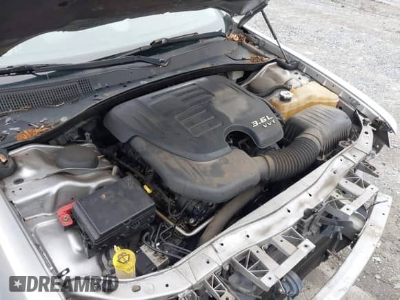 2013 Chrysler 300 с VIN 2C3CCAAG3DH575172, выставлен на аукционе IAAI как лот 43439773 с пробегом 261 477 миль миль и . История ставок и продаж доступна на DreamBid. Изображение 10.