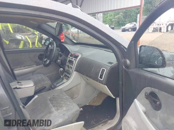 2008 Chevrolet Equinox LS с VIN 2CNDL13F186343820, выставлен на аукционе IAAI как лот 42335484 с пробегом 234 016 миль миль и . История ставок и продаж доступна на DreamBid. Изображение 5.