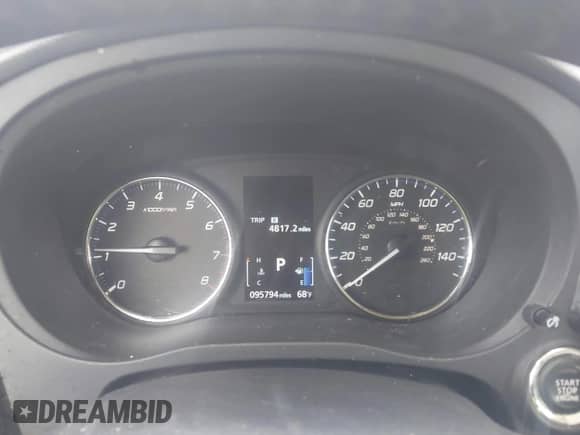 2020 Mitsubishi Outlander SE z VIN JA4AD3A33LJ001719, wystawiony jako IAAI lot #42270888 z przebiegiem 95 794 mil mil oraz . Historia ofert i sprzedaży dostępna na DreamBid. Obrazek 7.