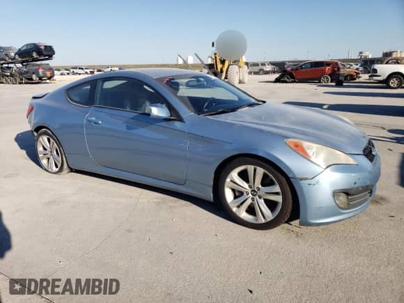 2010 Hyundai Genesis Coupe with VIN KMHHU6KH2AU004117, listed as a Copart auction lot 75518414 with 84,114 mi miles and Salvage title. Bid and sale history available at DreamBid. Image 4.