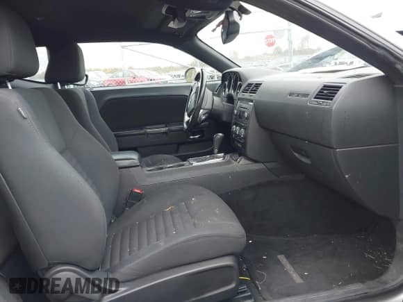 2013 Dodge Challenger SXT с VIN 2C3CDYAG1DH674806, выставлен на аукционе IAAI как лот 43503030 с пробегом 78 811 миль миль и . История ставок и продаж доступна на DreamBid. Изображение 5.