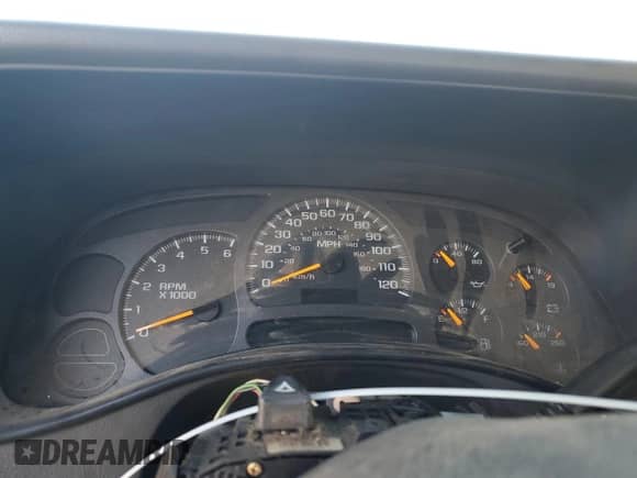 2003 GMC Sierra 1500 SLT z VIN 2GTEK19T731335445, wystawiony jako Copart lot #81689485 z przebiegiem Nie podano mil oraz Szkoda całkowita • Salvage title. Historia ofert i sprzedaży dostępna na DreamBid. Obrazek 9.