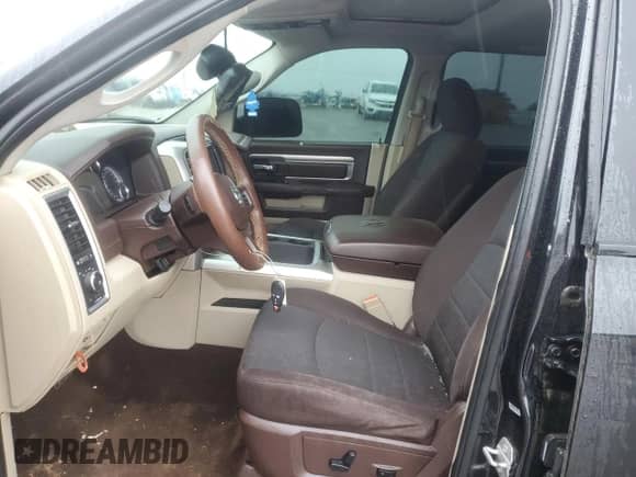 2016 Ram 1500 Big Horn z VIN 1C6RR7LM9GS118784, wystawiony jako Copart lot #70407045 z przebiegiem 129 421 mil mil oraz Czysty tytuł • Clean title. Historia ofert i sprzedaży dostępna na DreamBid. Obrazek 7.