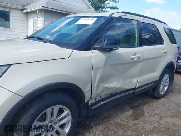 2018 Ford Explorer XLT с VIN 1FM5K8D85JGB94155, выставлен на аукционе IAAI как лот 43258496 с пробегом 135 518 миль миль и . История ставок и продаж доступна на DreamBid. Изображение 6.