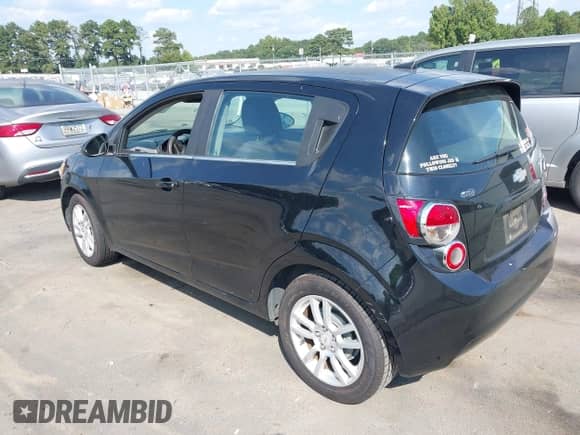 2012 Chevrolet Sonic LT с VIN 1G1JC6SH8C4168590, выставлен на аукционе IAAI как лот 43227989 с пробегом 174 639 миль миль и . История ставок и продаж доступна на DreamBid. Изображение 3.