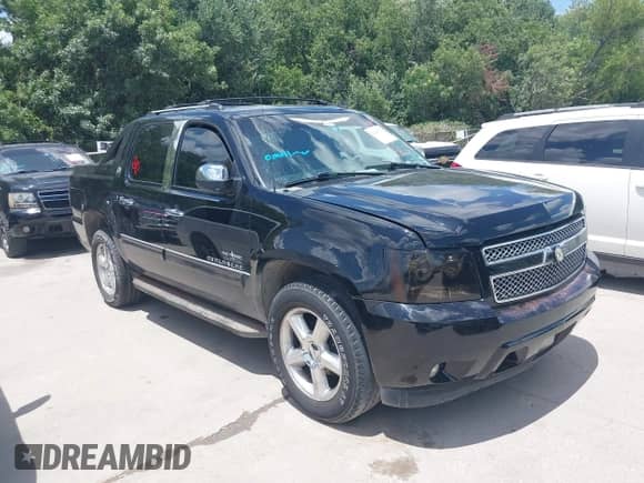 2013 Chevrolet Avalanche LT с VIN 3GNMCFE05DG269088, выставлен на аукционе IAAI как лот 42620729 с пробегом 177 810 миль миль и . История ставок и продаж доступна на DreamBid. Изображение 1.