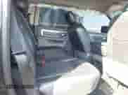 2013 Ram 1500 Big Horn z VIN 1C6RR7LT7DS585737, wystawiony jako IAAI lot #43185524 z przebiegiem 251 530 mil mil oraz . Historia ofert i sprzedaży dostępna na DreamBid. Obrazek 8.