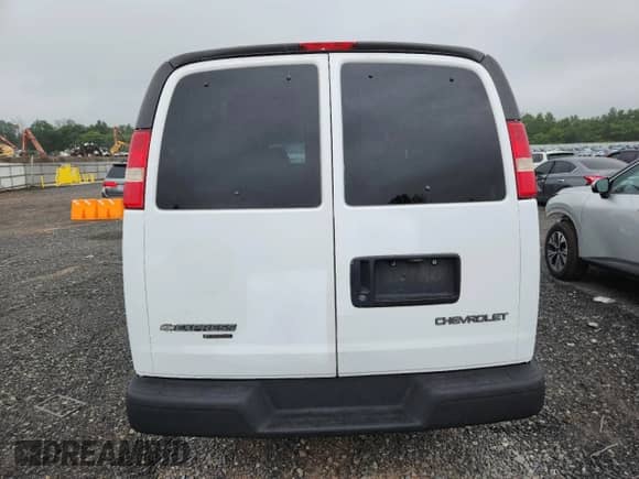 2006 Chevrolet Express Passenger с VIN 1GAHG39U461242646, выставлен на аукционе Copart как лот 63247735 с пробегом 135 481 миль миль и Чистый • Clean title. История ставок и продаж доступна на DreamBid. Изображение 6.