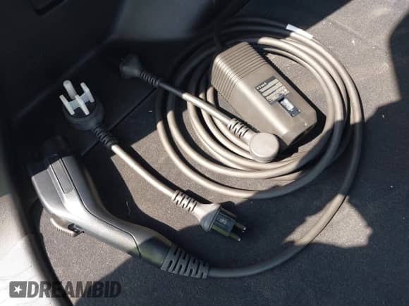 2024 Chevrolet Equinox EV RS с VIN 3GN7DPRR0RS217252, выставлен на аукционе IAAI как лот 41975503 с пробегом 3 131 миль миль и . История ставок и продаж доступна на DreamBid. Изображение 12.