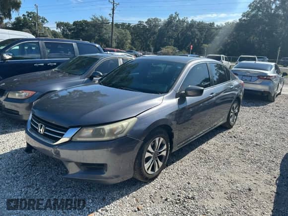 2014 Honda Accord LX с VIN 1HGCR2F31EA053714, выставлен на аукционе Copart как лот 90951845 с пробегом 239 899 миль миль и Чистый • Clean title. История ставок и продаж доступна на DreamBid. Изображение 2.