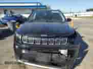 2022 Jeep Compass Limited with VIN 3C4NJDCB4NT205810, listed as a Copart auction lot 81872195 with 57,015 mi miles and Salvage title. Bid and sale history available at DreamBid. Image 5.