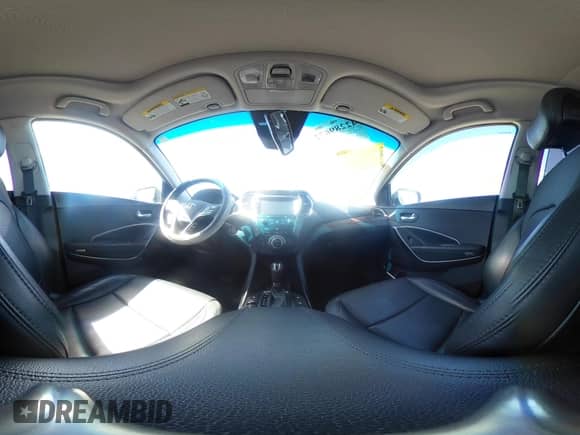 2018 Hyundai Santa Fe Ultimate с VIN 5XYZWDLA1JG534489, выставлен на аукционе IAAI как лот 42289672 с пробегом 93 198 миль миль и . История ставок и продаж доступна на DreamBid. Изображение 18.