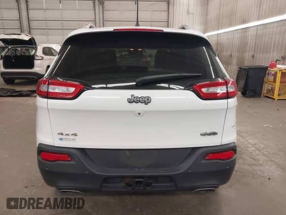 2016 Jeep Cherokee Latitude с VIN 1C4PJMCS8GW199290, выставлен на аукционе IAAI как лот 42258970 с пробегом 184 698 миль миль и . История ставок и продаж доступна на DreamBid. Изображение 17.