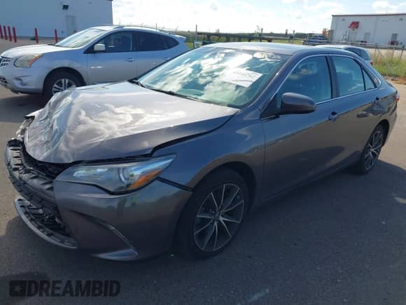 2017 Toyota Camry LE z VIN 4T1BF1FK4HU659916, wystawiony jako IAAI lot #43144762 z przebiegiem 113 787 mil mil oraz . Historia ofert i sprzedaży dostępna na DreamBid. Obrazek 2.