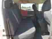 2018 Toyota Tacoma SR5 с VIN 3TMBZ5DN7JM012484, выставлен на аукционе Copart как лот 60505065 с пробегом 290 718 миль миль и Списание • Salvage title. История ставок и продаж доступна на DreamBid. Изображение 10.