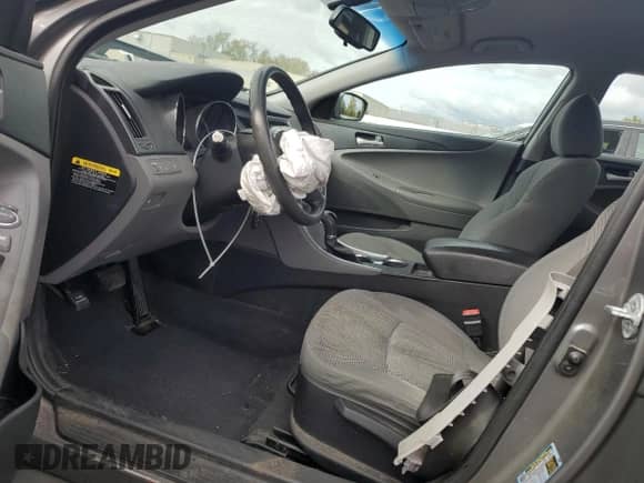 2014 Hyundai Sonata GLS z VIN 5NPEB4AC9EH942199, wystawiony jako Copart lot #86624615 z przebiegiem 87 566 mil mil oraz Szkoda całkowita • Salvage title. Historia ofert i sprzedaży dostępna na DreamBid. Obrazek 7.