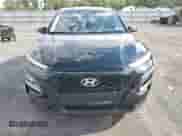 2018 Hyundai Kona SE с VIN KM8K12AA1JU177056, выставлен на аукционе Copart как лот 84177655 с пробегом 62 929 миль миль и Списание • Salvage title. История ставок и продаж доступна на DreamBid. Изображение 5.