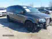 2019 Dodge Grand Caravan SE с VIN 2C4RDGBG4KR787784, выставлен на аукционе IAAI как лот 41624411 с пробегом 74 454 миль миль и . История ставок и продаж доступна на DreamBid. Изображение 1.