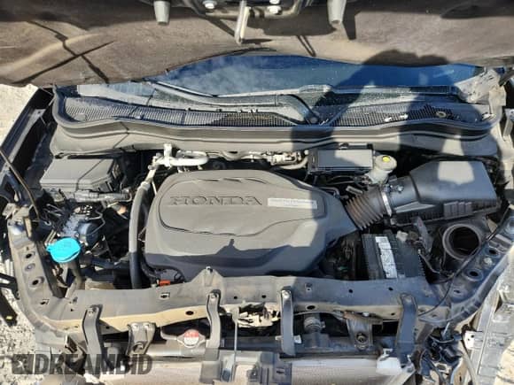 2017 Honda Pilot EX-L with VIN 5FNYF5H50HB000253, listed as a Copart auction lot 84257595 with 116,710 mi miles and Salvage title. Bid and sale history available at DreamBid. Image 12.