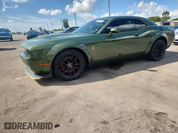 2020 Dodge Challenger R/T Scat Pack с VIN 2C3CDZFJ9LH106182, выставлен на аукционе Copart как лот 80397075 с пробегом 52 329 миль миль и На запчасти • Non repairable. История ставок и продаж доступна на DreamBid. Изображение 1.