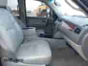 2007 Chevrolet Suburban LT с VIN 3GNFK16347G185615, выставлен на аукционе IAAI как лот 42503865 с пробегом 183 200 миль миль и . История ставок и продаж доступна на DreamBid. Изображение 5.