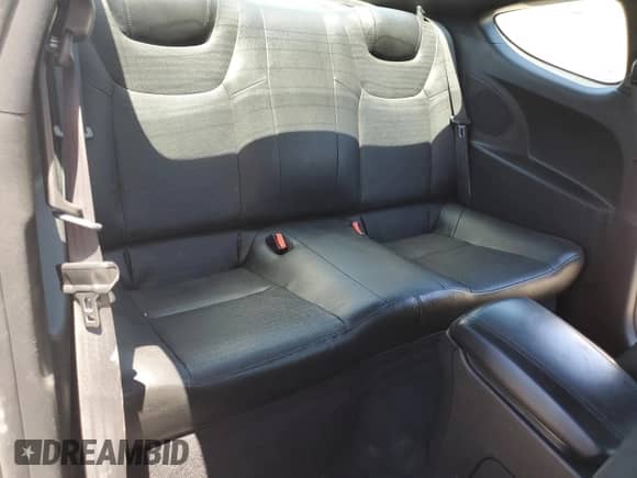 2015 Hyundai Genesis Coupe Ultimate с VIN KMHHU6KJ6FU122486, выставлен на аукционе Copart как лот 60450764 с пробегом 75 537 миль миль и Списание • Salvage title. История ставок и продаж доступна на DreamBid. Изображение 10.