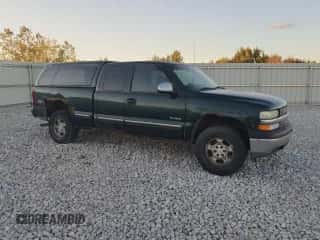 2001 Chevrolet Silverado 1500 LT z VIN 1GCEK19T71Z222583, wystawiony jako Copart lot #85822925 z przebiegiem Nie podano mil oraz Czysty tytuł • Clean title. Historia ofert i sprzedaży dostępna na DreamBid. Obrazek 4.