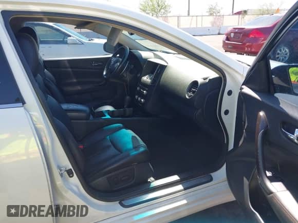 2012 Nissan Maxima S с VIN 1N4AA5AP6CC824846, выставлен на аукционе IAAI как лот 42797655 с пробегом 180 135 миль миль и . История ставок и продаж доступна на DreamBid. Изображение 5.