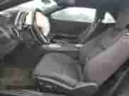 2014 Chevrolet Camaro LT z VIN 2G1FB3D39E9323379, wystawiony jako Copart lot #39769064 z przebiegiem 101 701 mil mil oraz Nie do naprawy • Non repairable. Historia ofert i sprzedaży dostępna na DreamBid. Obrazek 7.