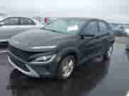 2022 Hyundai Kona SE z VIN KM8K22AB4NU762399, wystawiony jako IAAI lot #43146889 z przebiegiem 36 202 mil mil oraz . Historia ofert i sprzedaży dostępna na DreamBid. Obrazek 18.