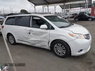 2017 Toyota Sienna XLE Auto Access Seat with VIN 5TDYZ3DC4HS796887, listed as a IAAI auction lot 43315051 with 139,333 mi miles and . Bid and sale history available at DreamBid. Image 1.