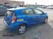 2015 Toyota Prius One z VIN JTDKDTB36F1586311, wystawiony jako IAAI lot #43055198 z przebiegiem 330 261 mil mil oraz . Historia ofert i sprzedaży dostępna na DreamBid. Obrazek 4.