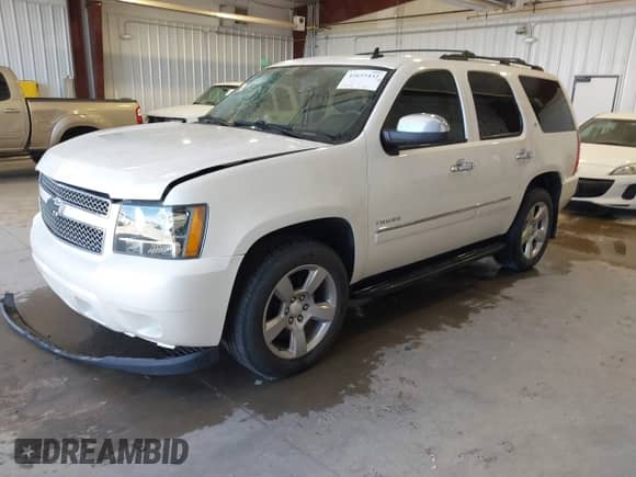 2010 Chevrolet Tahoe LTZ с VIN 1GNUKCE01AR281168, выставлен на аукционе IAAI как лот 42655432 с пробегом 211 843 миль миль и . История ставок и продаж доступна на DreamBid. Изображение 2.