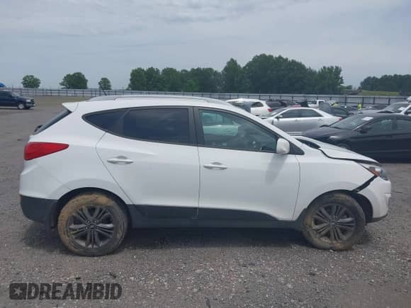 2015 Hyundai Tucson Limited z VIN KM8JU3AG6FU103457, wystawiony jako IAAI lot #42542566 z przebiegiem 150 066 mil mil oraz . Historia ofert i sprzedaży dostępna na DreamBid. Obrazek 12.