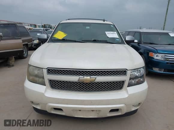 2011 Chevrolet Suburban LTZ с VIN 1GNSCKE04BR391423, выставлен на аукционе IAAI как лот 41930604 с пробегом 170 170 миль миль и . История ставок и продаж доступна на DreamBid. Изображение 12.