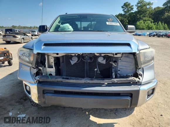 2019 Toyota Tundra SR с VIN 5TFRM5F12KX143986, выставлен на аукционе Copart как лот 69851445 с пробегом 142 082 миль миль и Списание • Salvage title. История ставок и продаж доступна на DreamBid. Изображение 5.