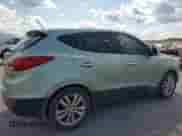 2011 Hyundai Tucson GLS z VIN KM8JU3AC9BU281032, wystawiony jako Copart lot #81838955 z przebiegiem 221 853 mil mil oraz Czysty tytuł • Clean title. Historia ofert i sprzedaży dostępna na DreamBid. Obrazek 3.