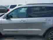 2019 Jeep Grand Cherokee Trailhawk z VIN 1C4RJFLG3KC771909, wystawiony jako IAAI lot #42045267 z przebiegiem 108 084 mil mil oraz . Historia ofert i sprzedaży dostępna na DreamBid. Obrazek 14.