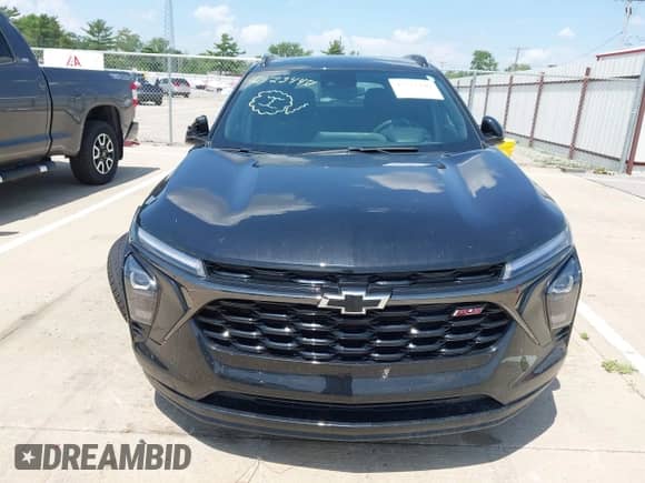 2024 Chevrolet Trax 2RS с VIN KL77LJE2XRC146100, выставлен на аукционе IAAI как лот 42523440 с пробегом 26 465 миль миль и . История ставок и продаж доступна на DreamBid. Изображение 12.
