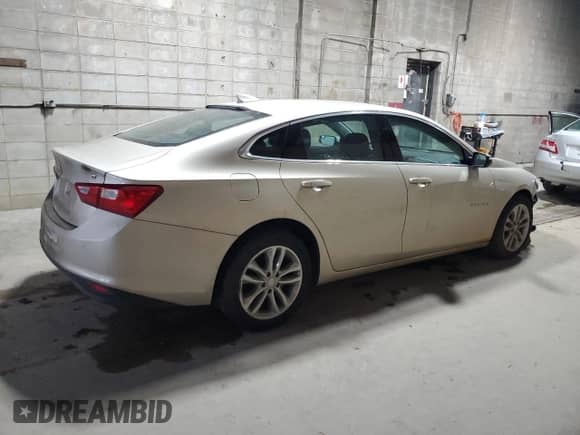 2016 Chevrolet Malibu LT z VIN 1G1ZE5ST6GF207019, wystawiony jako Copart lot #86192175 z przebiegiem 109 816 mil mil oraz Czysty tytuł • Clean title. Historia ofert i sprzedaży dostępna na DreamBid. Obrazek 3.