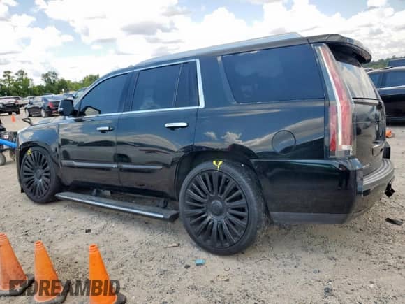 2016 Cadillac Escalade Premium Collection z VIN 1GYS4CKJ7GR410721, wystawiony jako Copart lot #68647515 z przebiegiem 145 368 mil mil oraz Szkoda całkowita • Salvage title. Historia ofert i sprzedaży dostępna na DreamBid. Obrazek 2.
