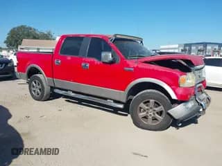 2005 Ford F-150 XLT z VIN 1FTPW12555FA44141, wystawiony jako IAAI lot #43453649 z przebiegiem 184 570 mil mil oraz . Historia ofert i sprzedaży dostępna na DreamBid. Obrazek 1.