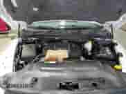 2018 Ram 1500 Tradesman z VIN 1C6RR7KMXJS231197, wystawiony jako Copart lot #84466775 z przebiegiem 114 908 mil mil oraz Czysty tytuł • Clean title. Historia ofert i sprzedaży dostępna na DreamBid. Obrazek 13.