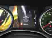 2020 Jeep Compass Latitude z VIN 3C4NJCBB1LT102627, wystawiony jako IAAI lot #41657827 z przebiegiem 68 371 mil mil oraz . Historia ofert i sprzedaży dostępna na DreamBid. Obrazek 15.